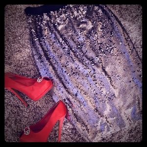 Worthington Gorgeous Silver Gray Sequin Skirt NWT